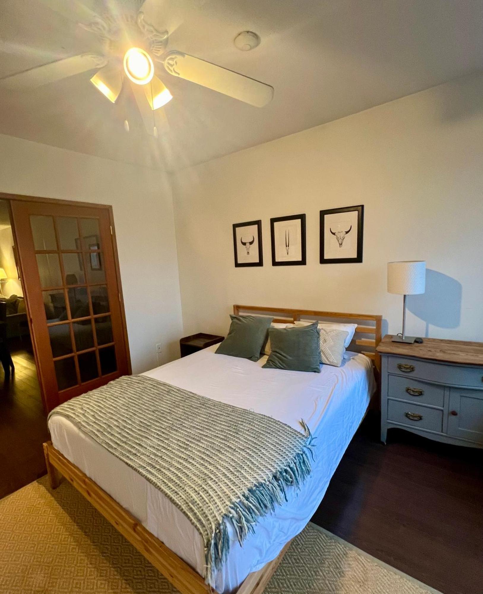 Charming Heritage Home With Mountain And City Views Vancouver Kültér fotó
